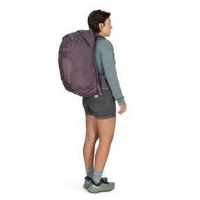 Osprey Fairview 40 Travel Pack zaino da viaggio donna da 40L con cinghie di compressione StraightJacket schienale regolabile e maniglia laterale per trekking e bagaglio a mano