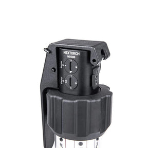 NEXTORCH ND30B Dispositivo di Distrazione Elettronica Civile con selettori rotativi per Mode e Delay, leva di attivazione laterale e pannelli LED ad alta intensità disposti a 360 gradi per segnali stroboscopici accecanti e dissuasione non letale.