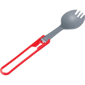 MSR Folding Utensils: Serie di posate pieghevoli realizzate in nylon rinforzato resistente al calore. La linea comprende cucchiai, forchette e spork (posate ibride cucchiaio-forchetta) caratterizzati da un manico colorato pieghevole con meccanismo di bloccaggio a scatto. Il design ultraleggero e compatto permette di riporre facilmente le posate all'interno delle tazze e dei kit da cucina MSR, rendendole ideali per trekking e campeggio.
