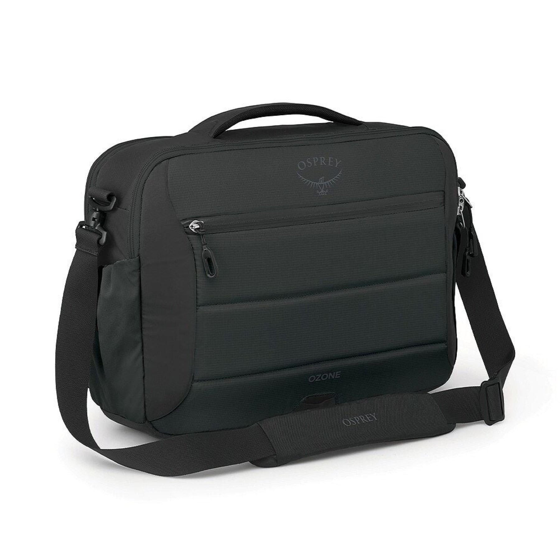 Osprey Ozone Brief Bag: Borsa da viaggio e business da 16 litri ultraleggera e funzionale. Dispone di scomparto imbottito per laptop fino a 16 pollici e tracolla rimovibile imbottita. Realizzata in nylon riciclato ad alta resistenza, ideale come borsa da ufficio o bagaglio a mano.