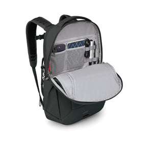 Osprey Ozone Laptop Backpack: Zaino da viaggio e business da 18 litri ultraleggero. Progettato con scomparto imbottito per laptop fino a 16 pollici e organizzazione interna intelligente. Realizzato in nylon riciclato ad alta tenacità con schienale AirScape per il massimo comfort.