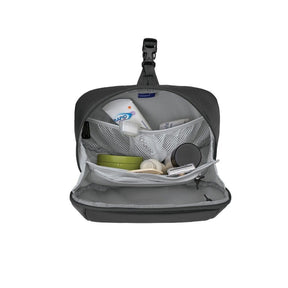 Osprey Ozone Toiletry Bag trousse da viaggio imbottita da 3 litri in nylon riciclato ripstop, dotata di scomparti interni in rete, gancio di sospensione integrato e rivestimento facile da pulire, ideale per organizzare accessori per l'igiene personale in valigia, hotel o campeggio.