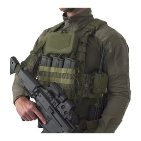 Pannello frontale Helikon-Tex Guardian Flap in Cordura porta caricatori per il Guardian Plate Carrier, con tre tasche, elastico di ritenuta e pannellatura MOLLE/PALS, pannello in uso