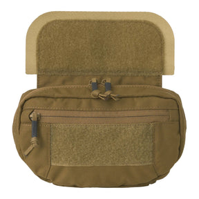 Tasca dangler Helikon-Tex Guardian in Cordura 500D per plate carrier, con organizer interno, cerniera a doppio cursore e pannellatura MOLLE/PALS, colore Coyote