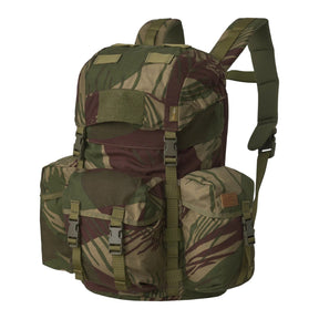 Zaino bushcraft Helikon-Tex Bergen Backpack da 25 litri in Cordura 500D, con tasche passanti per l'ascia, camino regolabile, scomparto per sacca idrica e cinghie di espansione, colore Rhodesian Camo
