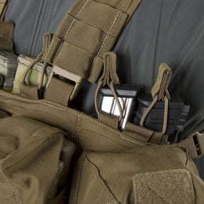 Chest rig tattico Helikon-Tex Guardian in Cordura 500D portacaricatori, con bretelle a sgancio rapido, cintura ventrale removibile, fodera in rete e fori di drenaggio, vista di fianco