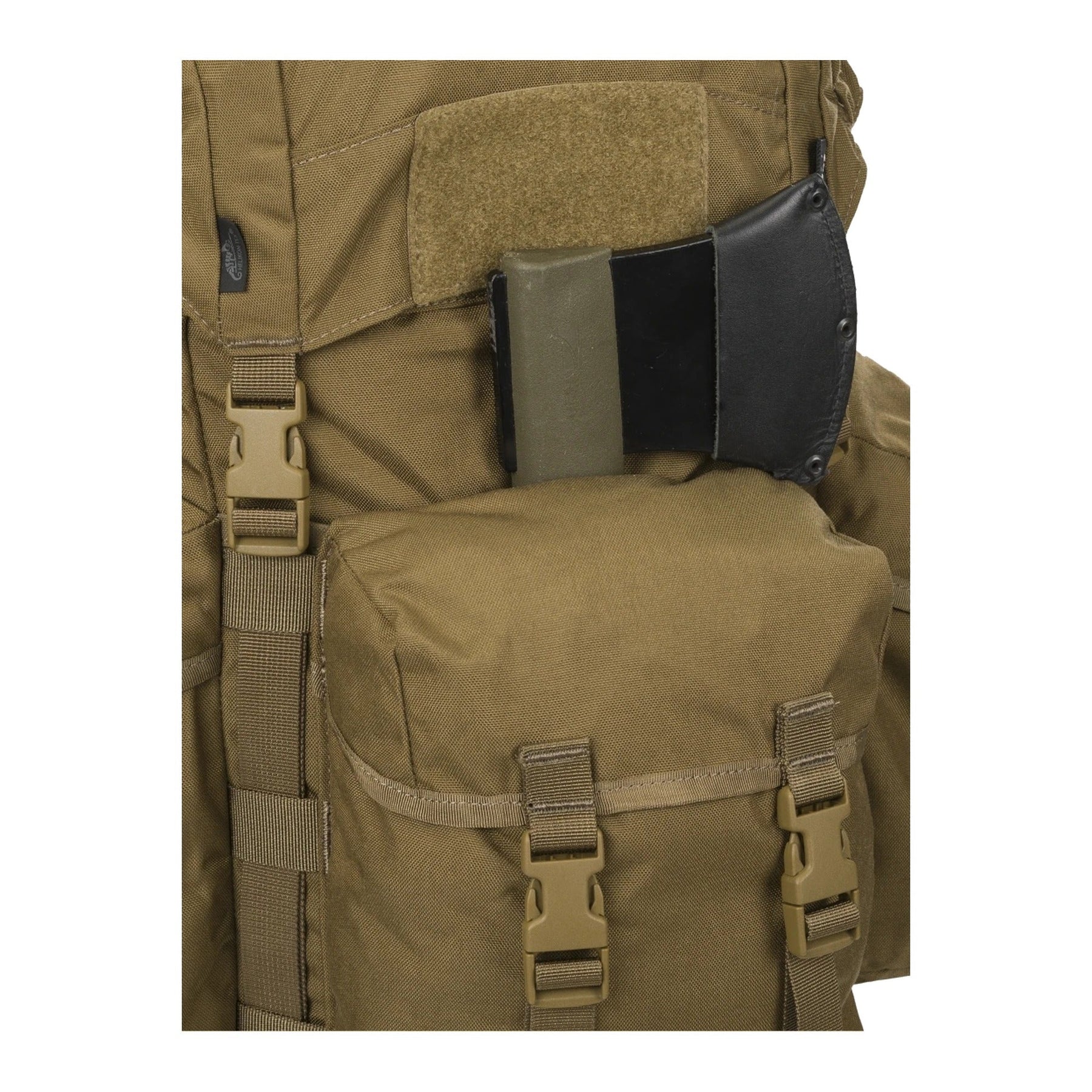 Zaino bushcraft Helikon-Tex Bergen Backpack da 25 litri in Cordura 500D, con tasche passanti per l'ascia, camino regolabile, scomparto per sacca idrica e cinghie di espansione, dettaglio dello zaino