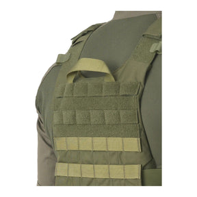 Gilet tattico Helikon-Tex Guardian Plate Carrier in Cordura 500D porta piastre balistiche, con pannellatura MOLLE/PALS, maniglia di evacuazione e pannelli velcro, in azione