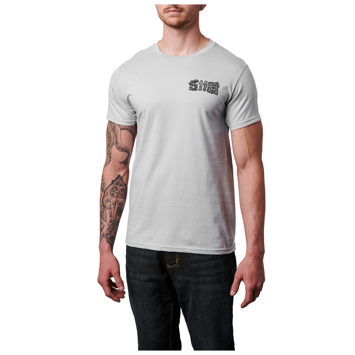 t-shirt di 5.11 tactical con grafica BUG OUT! - always be ready - vista fronte